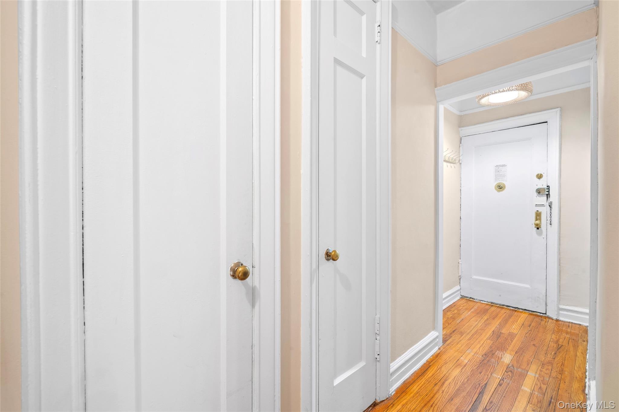 3720 81 Strret # 5E, Jackson Heights, NY 11372