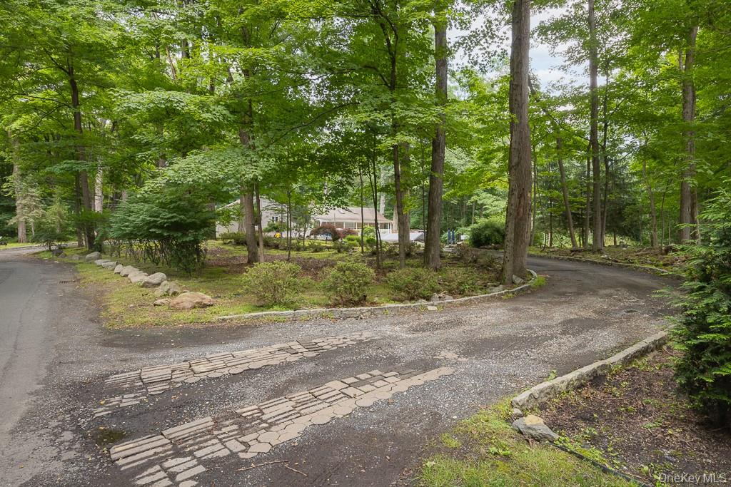 23 Sky Meadow Road, Suffern, NY 10901