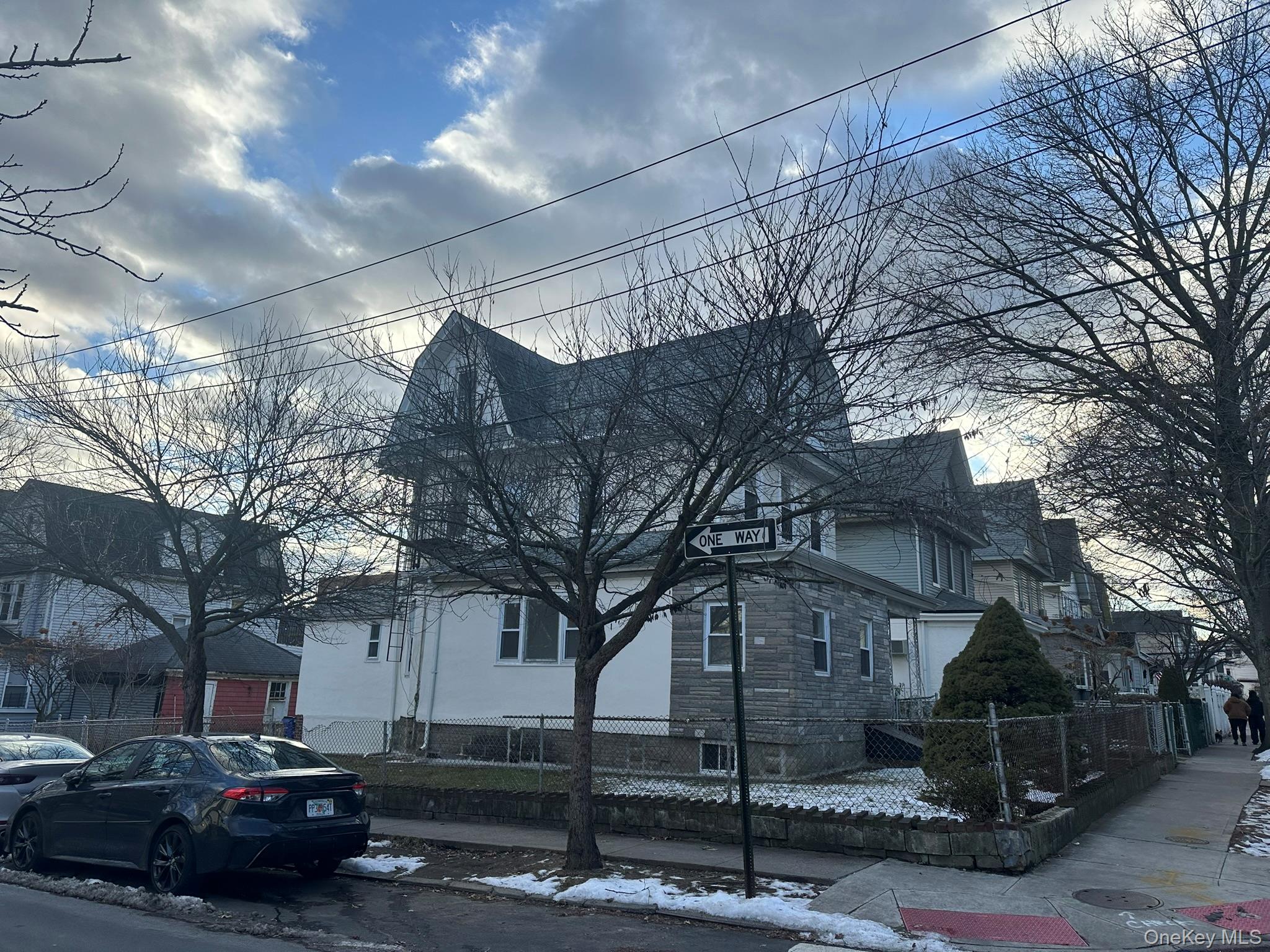 85-20 85th Road, Woodhaven, NY 11421