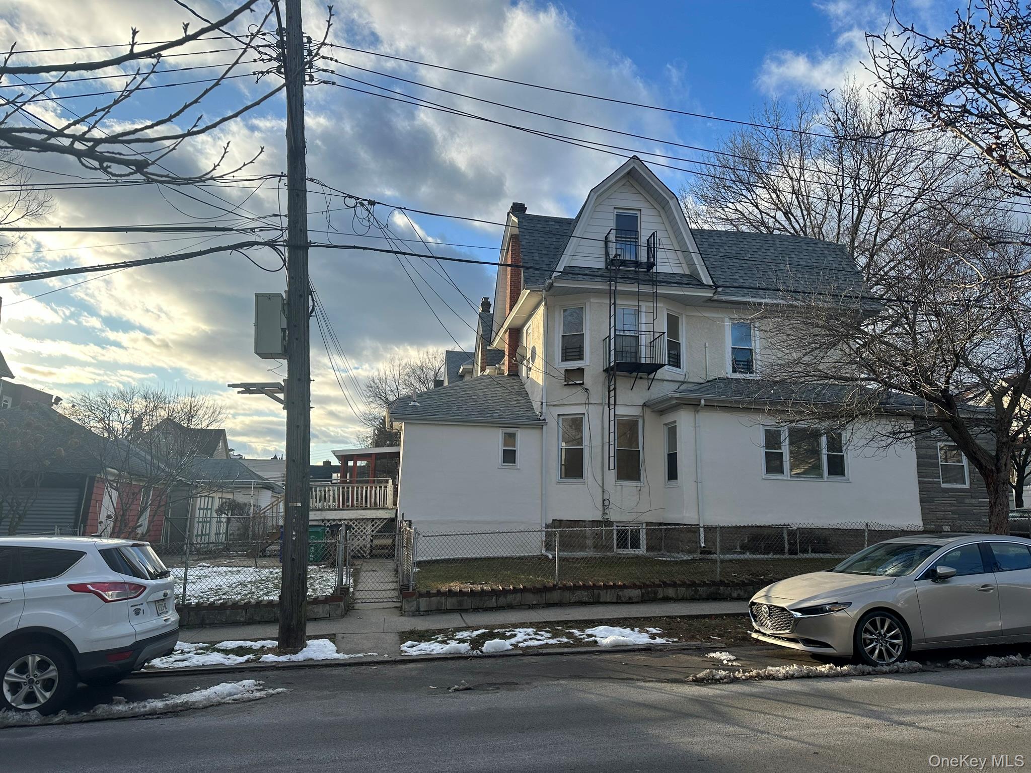 85-20 85th Road, Woodhaven, NY 11421