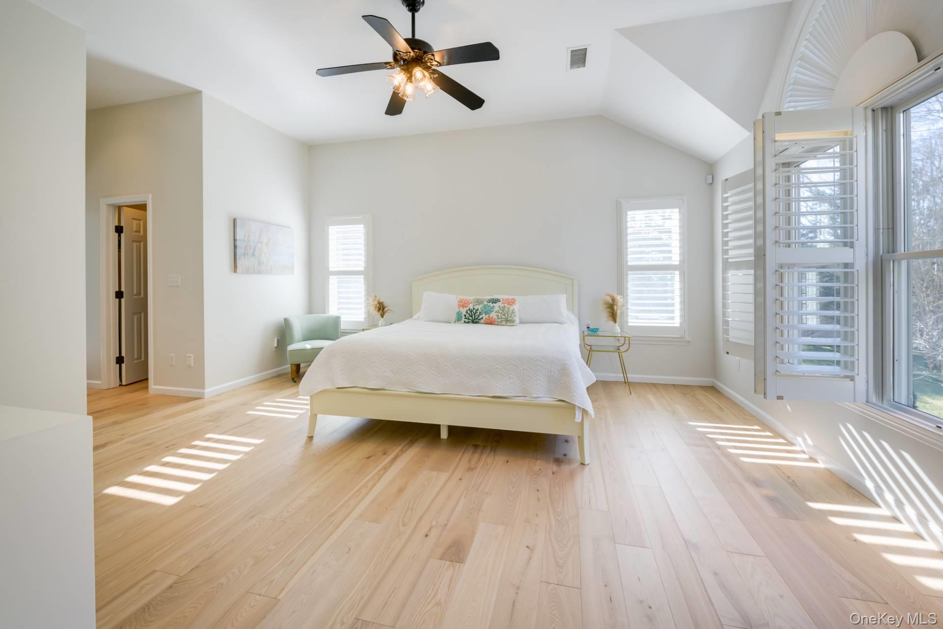 9 Carter Road, Hampton Bays, NY 11946