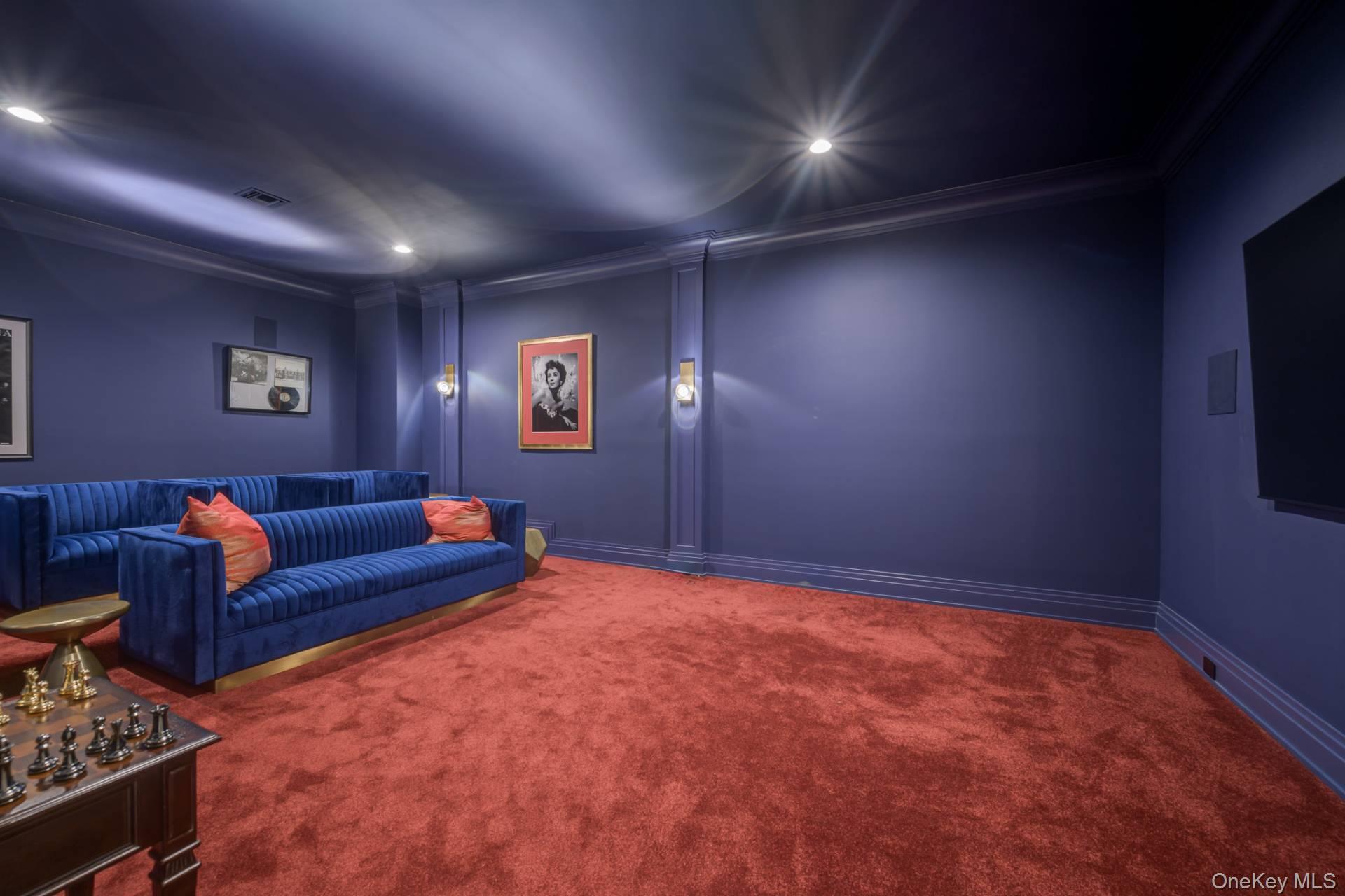 94 Rosko Lane, Southampton, NY 11968