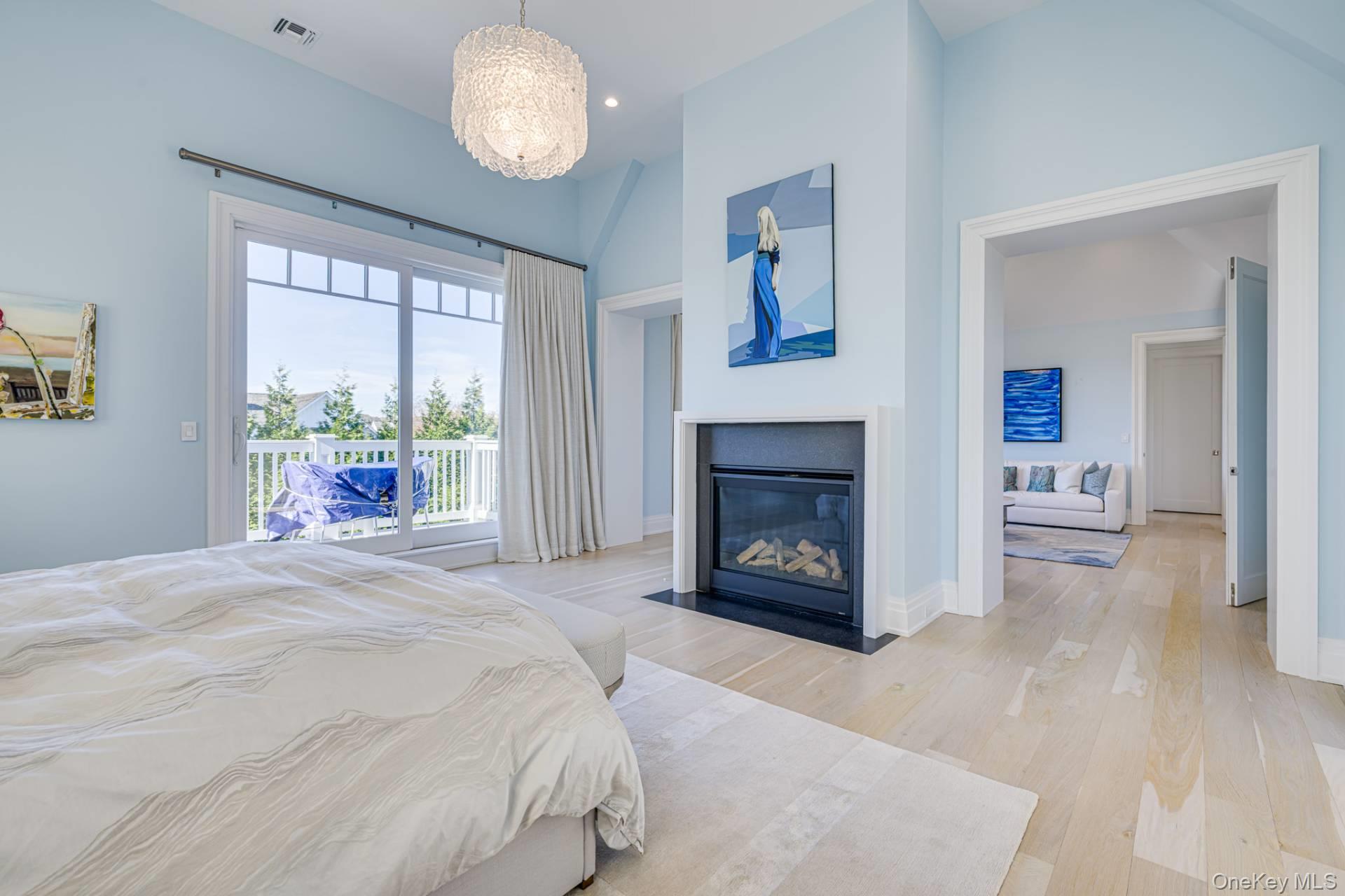 94 Rosko Lane, Southampton, NY 11968