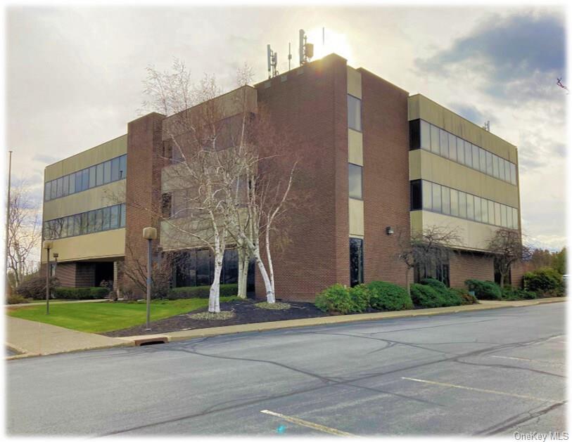 15 Matthews Street # B, Goshen, NY 10924