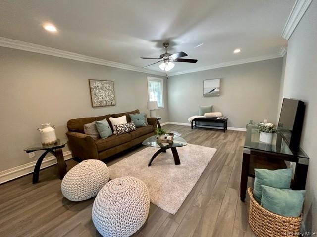 6 Williams Boulevard # 61e, Lake Grove, NY 11755