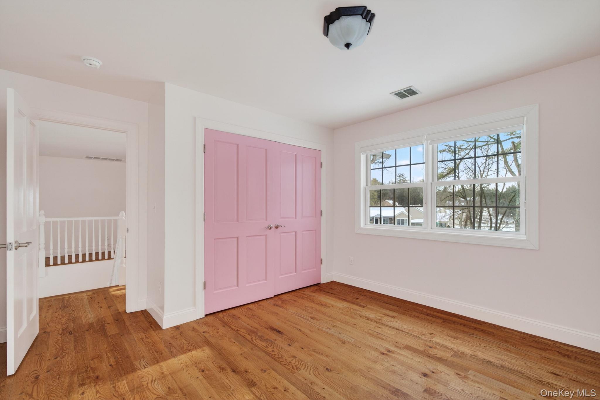 30 Alison Court, Kingston, NY 12401