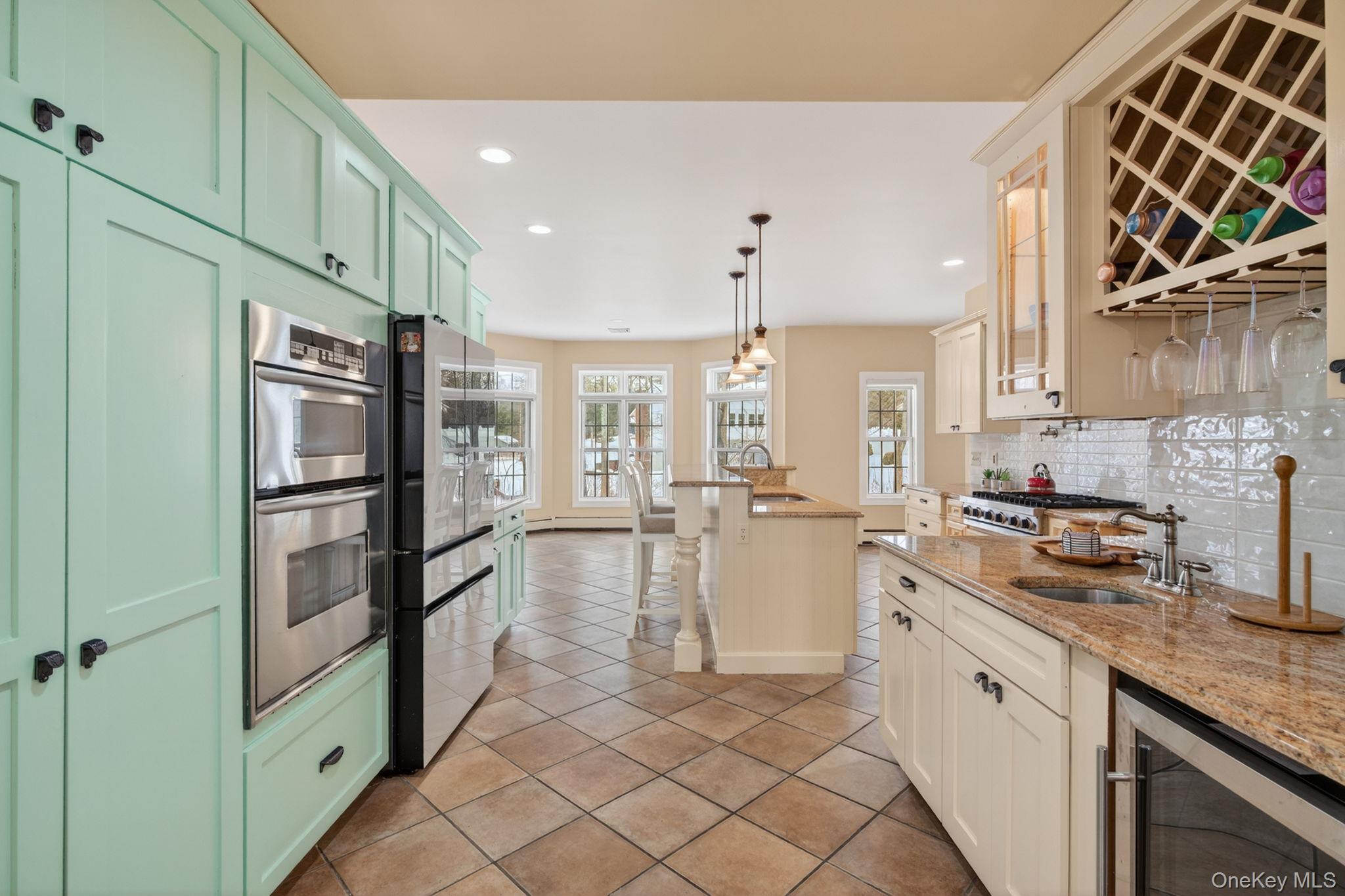 30 Alison Court, Kingston, NY 12401