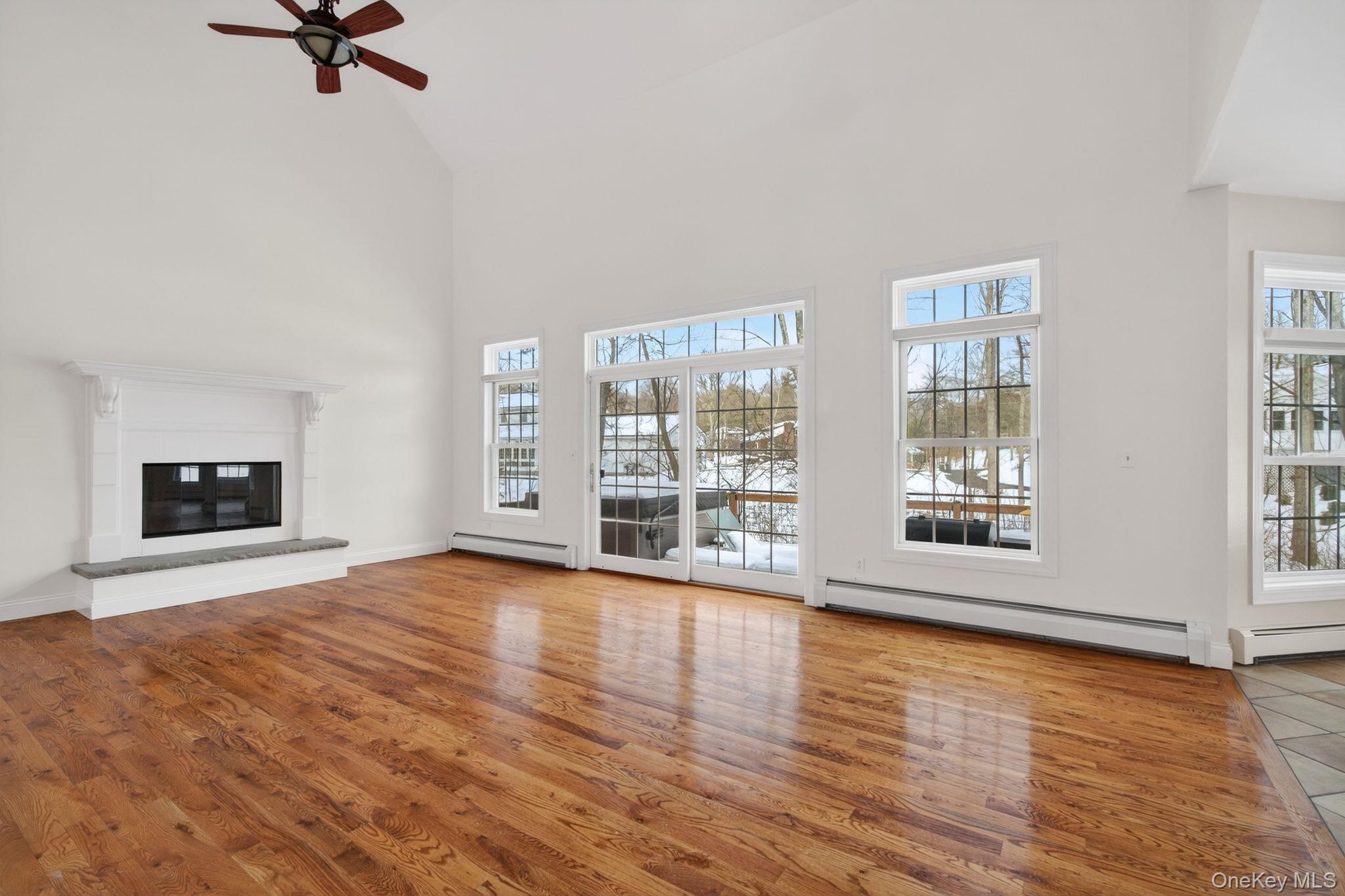 30 Alison Court, Kingston, NY 12401