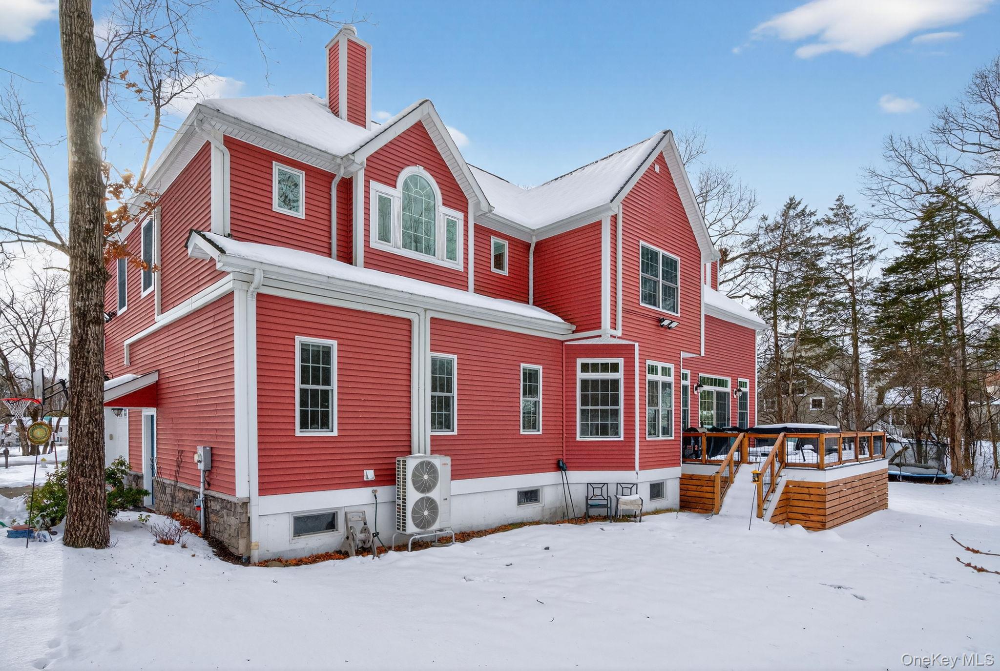 30 Alison Court, Kingston, NY 12401