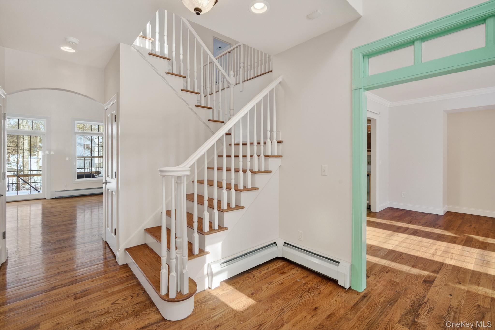 30 Alison Court, Kingston, NY 12401