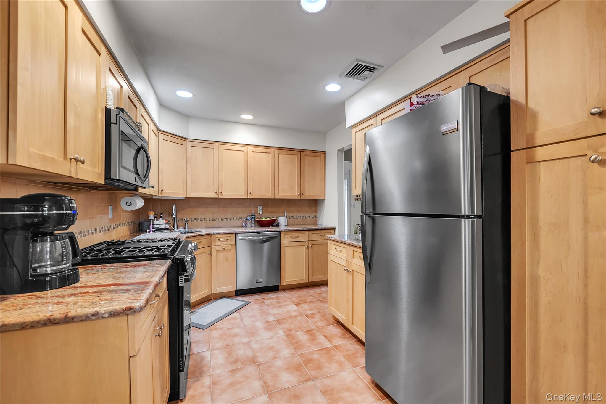 26 Julia Lane, East Northport, NY 11731