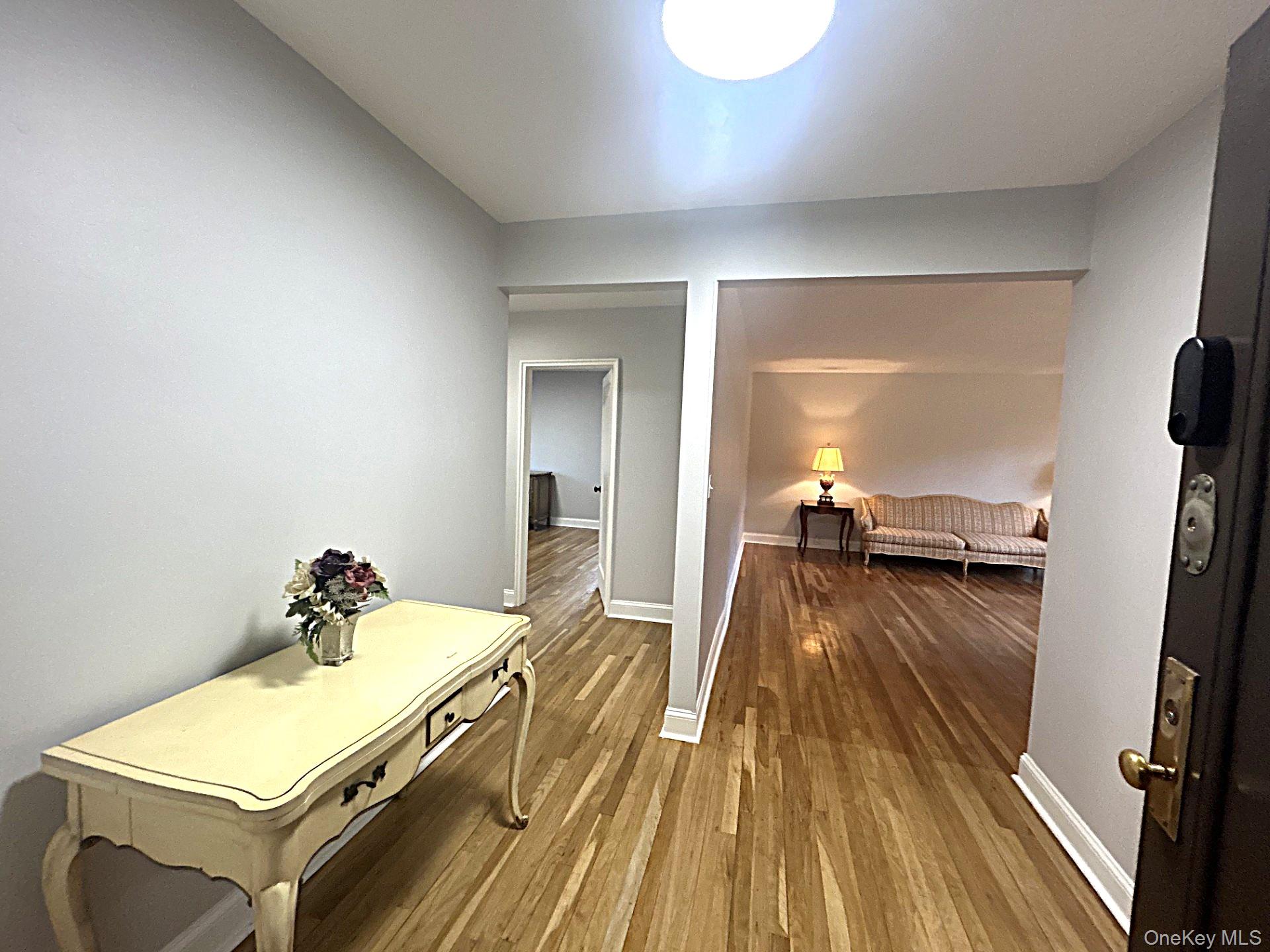 70 Lawrence Court # B, White Plains, NY 10603