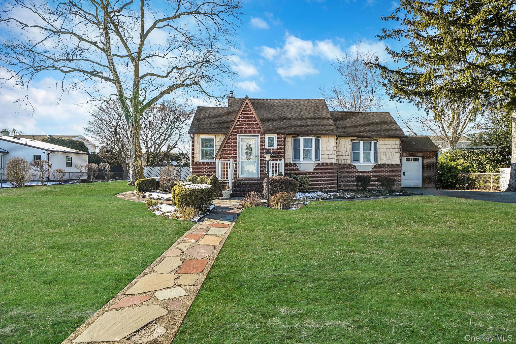 34 Pine Acres Boulevard, Deer Park, NY 11729