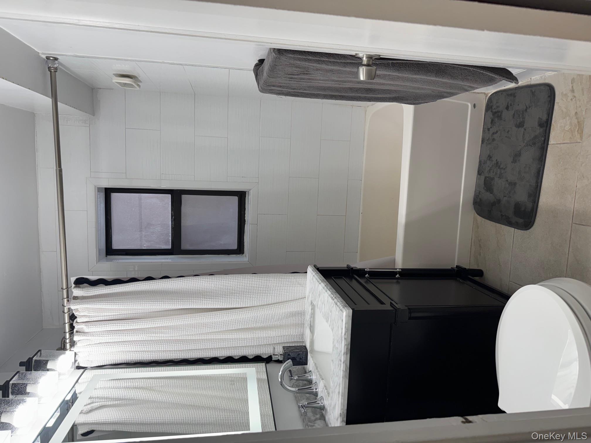 2 fisher Drive # 102, Mount Vernon, NY 10552