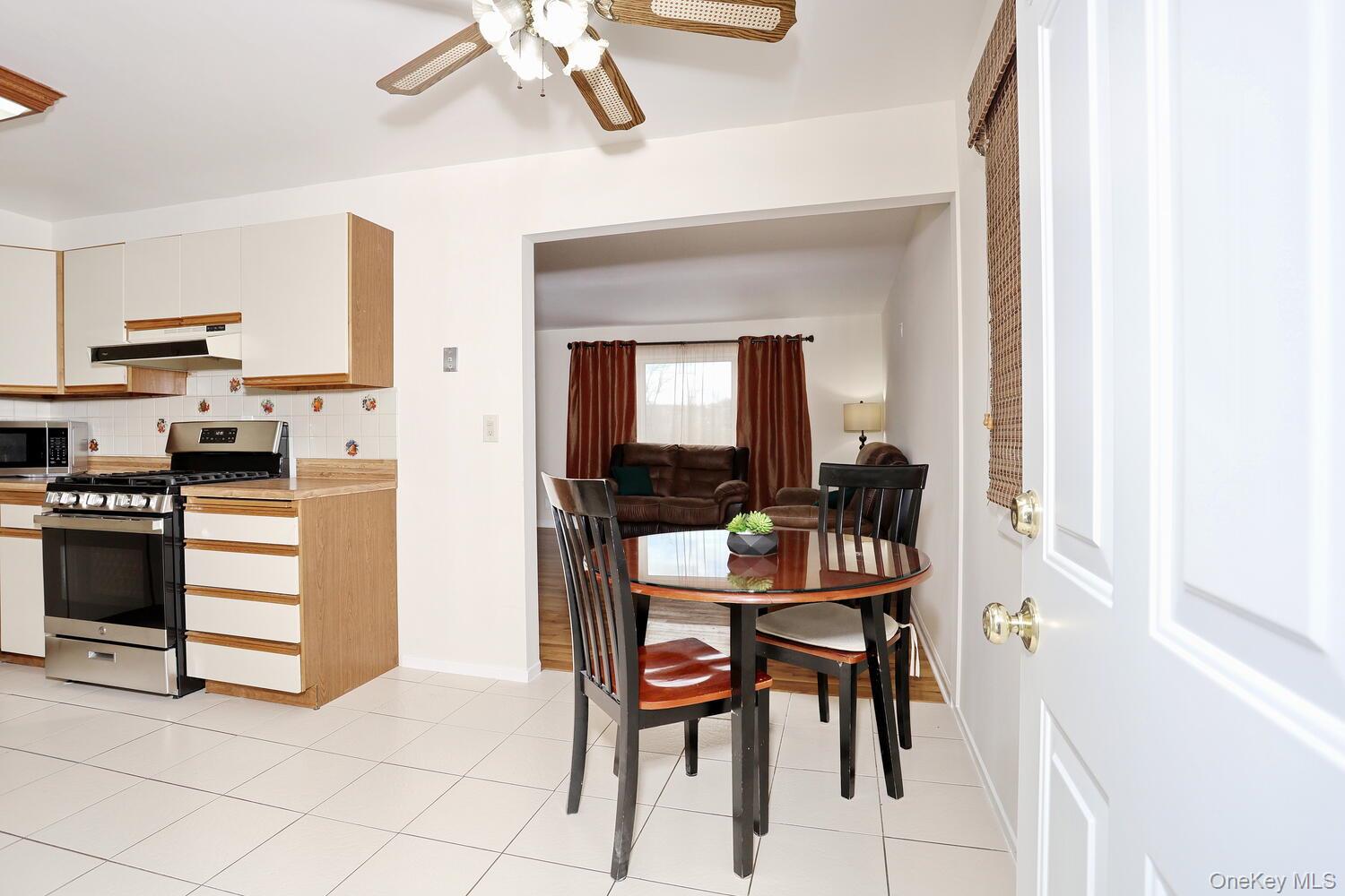 64 S Hillside Place, Elmsford, NY 10523