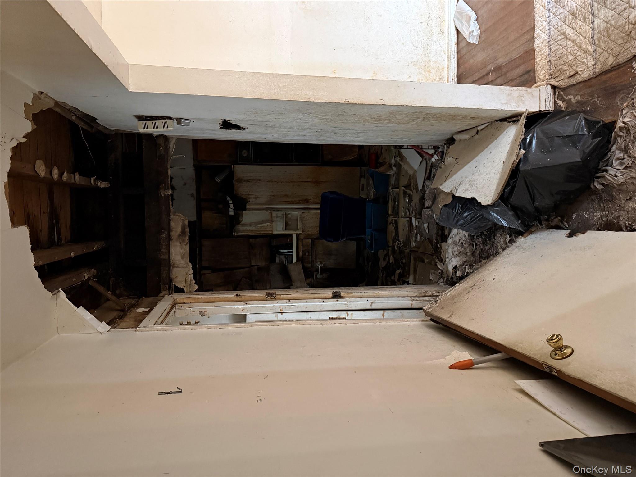 13526 219th Street, Laurelton, NY 11413