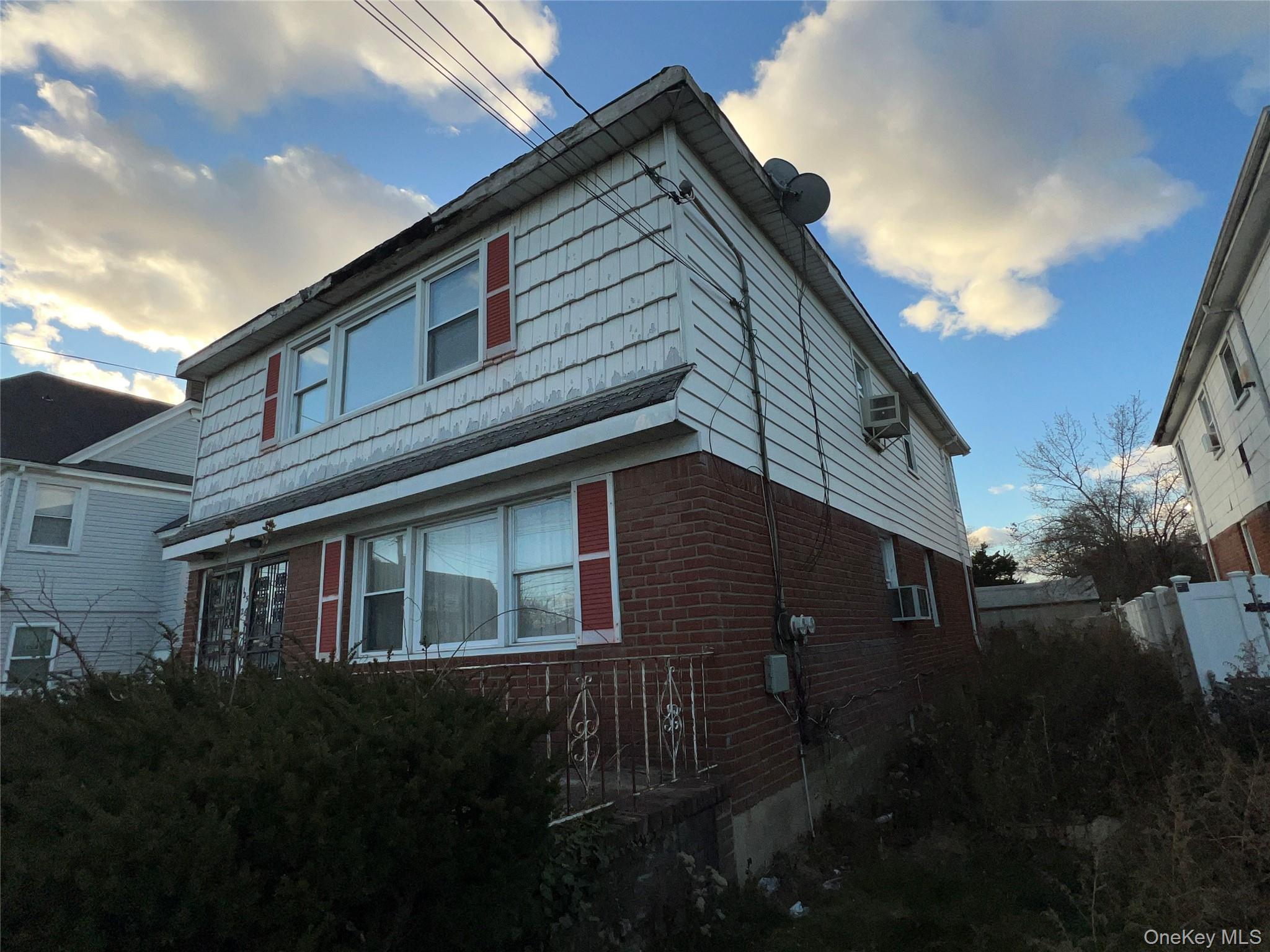 13526 219th Street, Laurelton, NY 11413