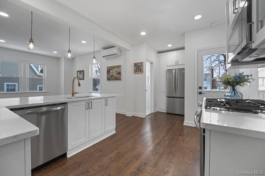 44 Alkamont Avenue, Scarsdale, NY 10583