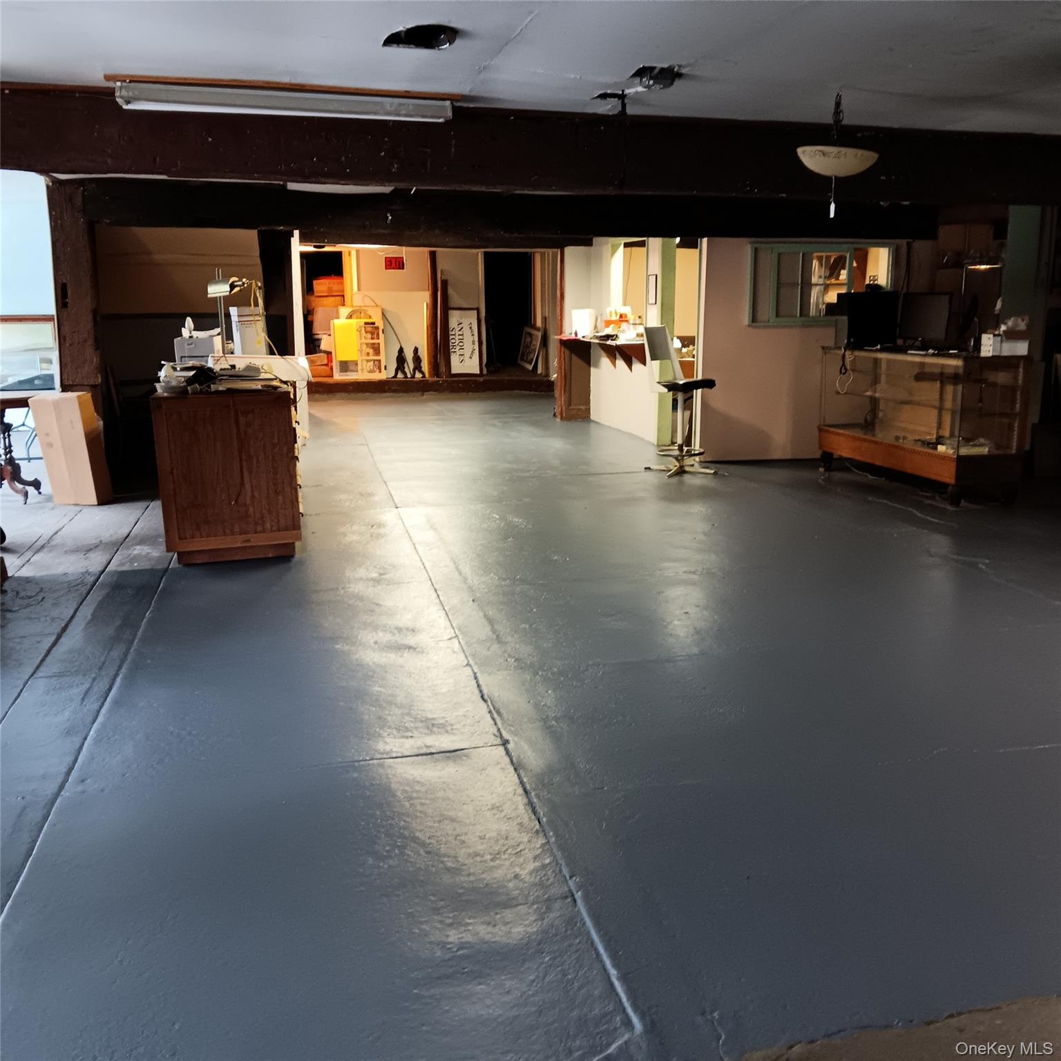 39 State Route 211, Cuddebackville, NY 12729