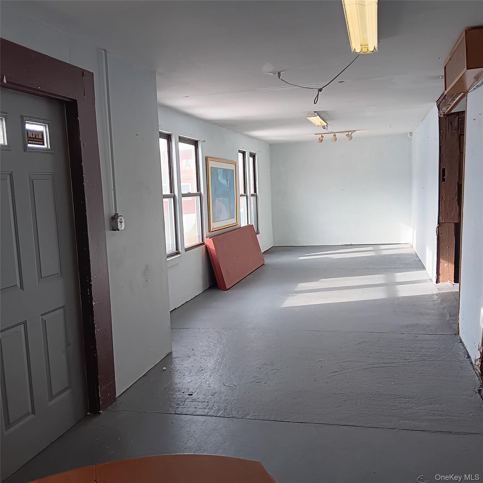 39 State Route 211, Cuddebackville, NY 12729