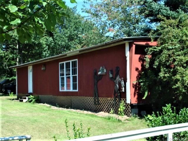 39 State Route 211, Cuddebackville, NY 12729