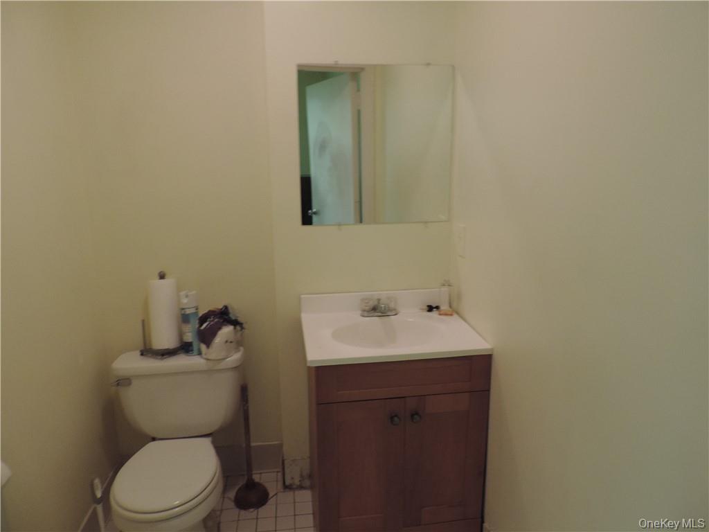 2424 Route 52 # 2E, Hopewell Junction, NY 12533