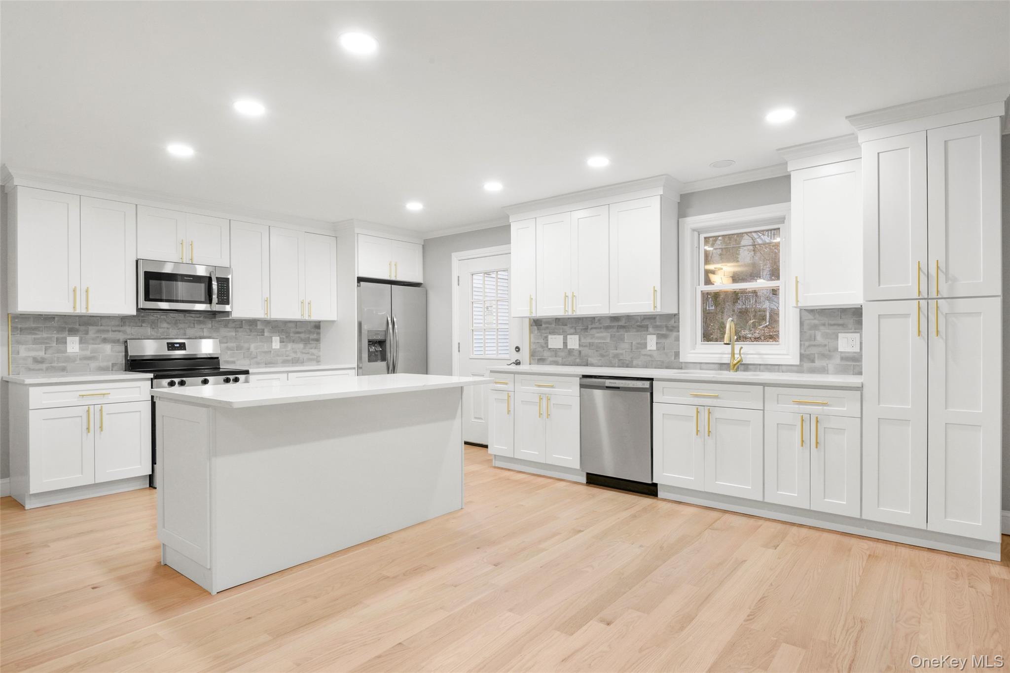 26 Ashton Road, Yonkers, NY 10705