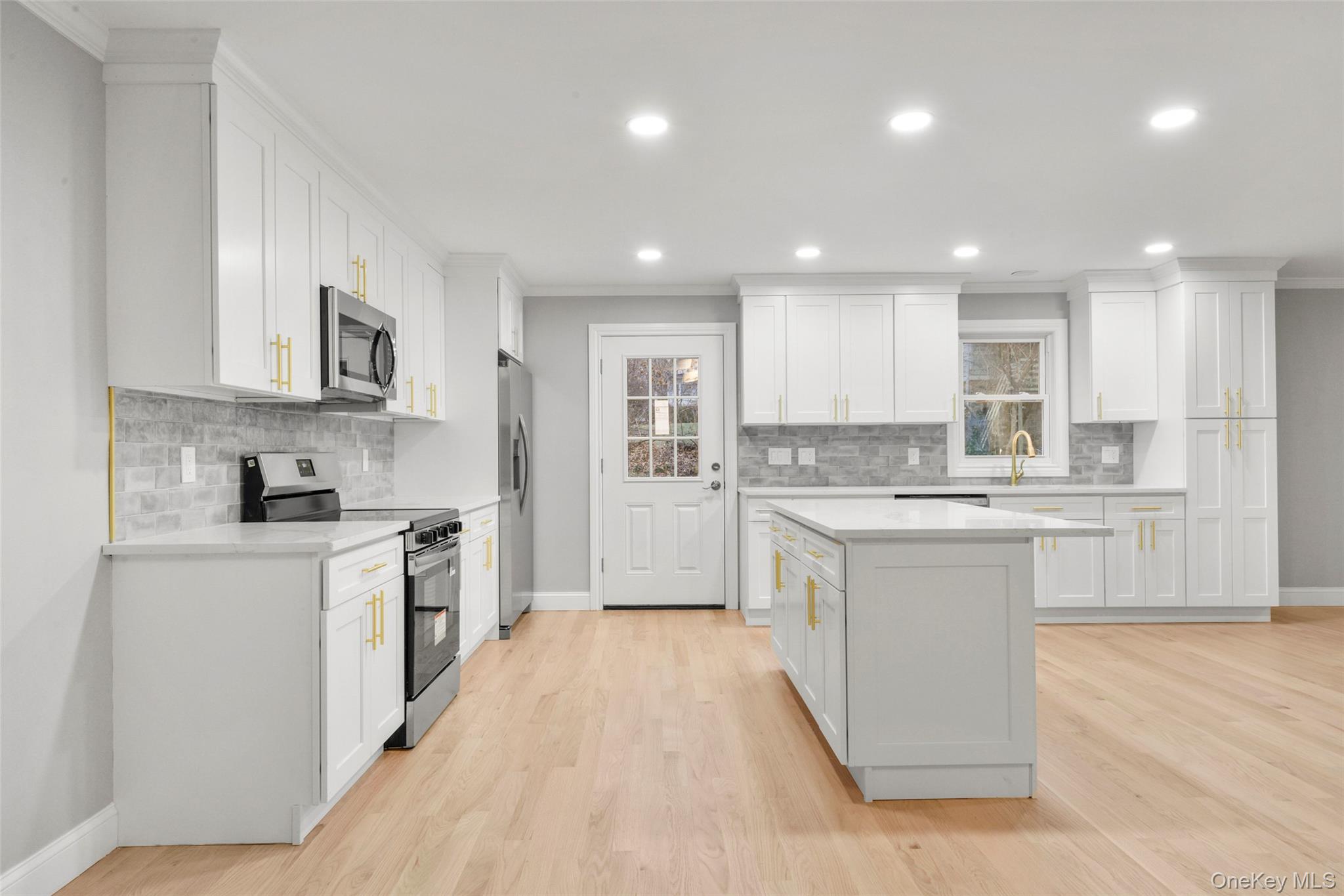 26 Ashton Road, Yonkers, NY 10705