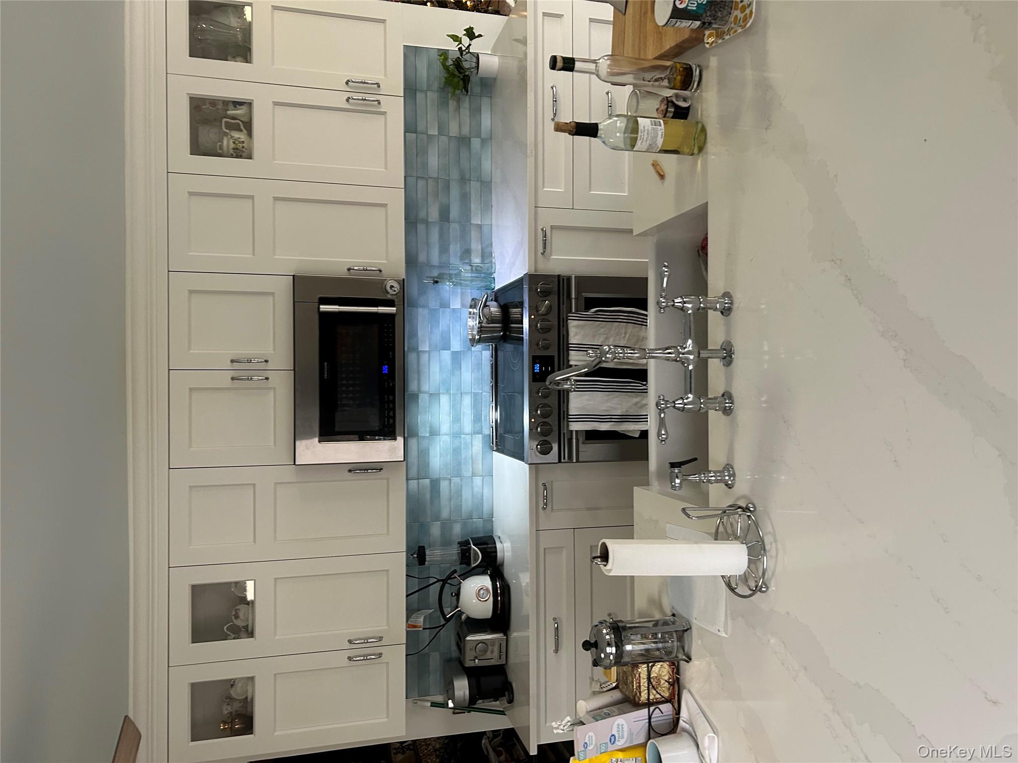 572 Puritan Drive, Shirley, NY 11967