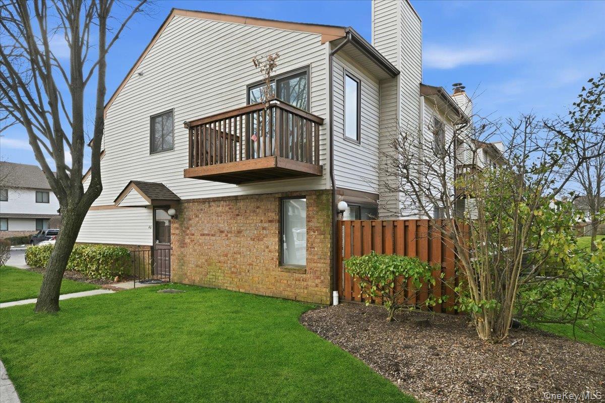 47 Balsam Court, Wantagh, NY 11793