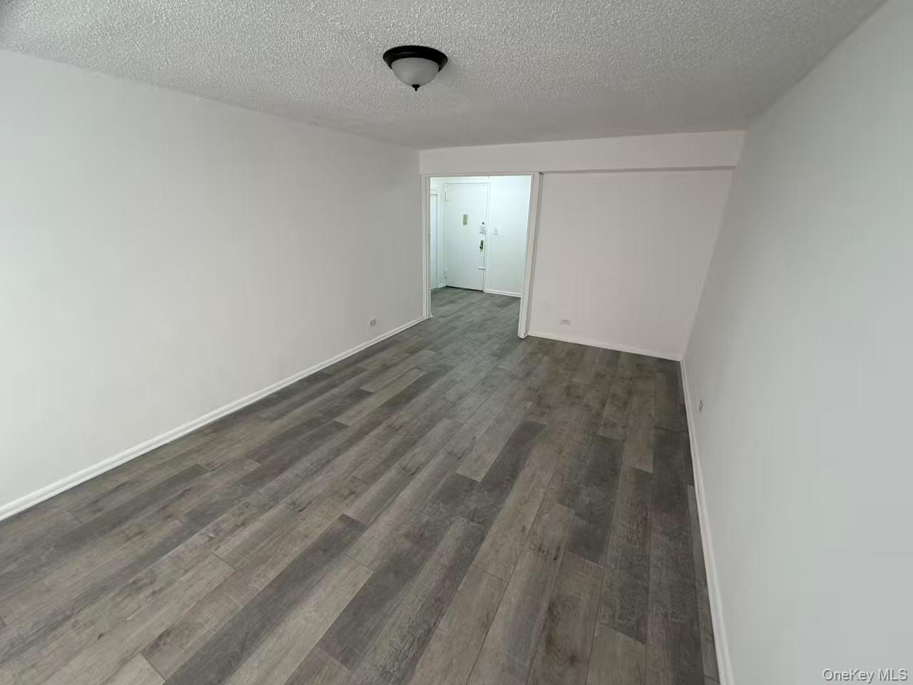 83-30 Vietor Avenue # 323, Elmhurst, NY 11373