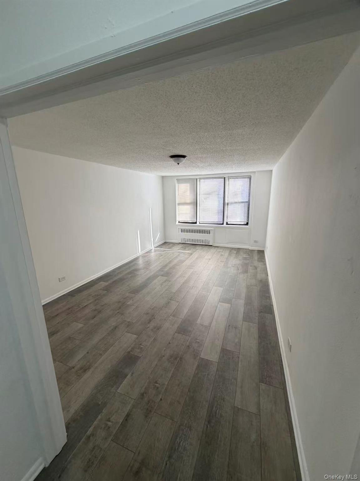 83-30 Vietor Avenue # 323, Elmhurst, NY 11373
