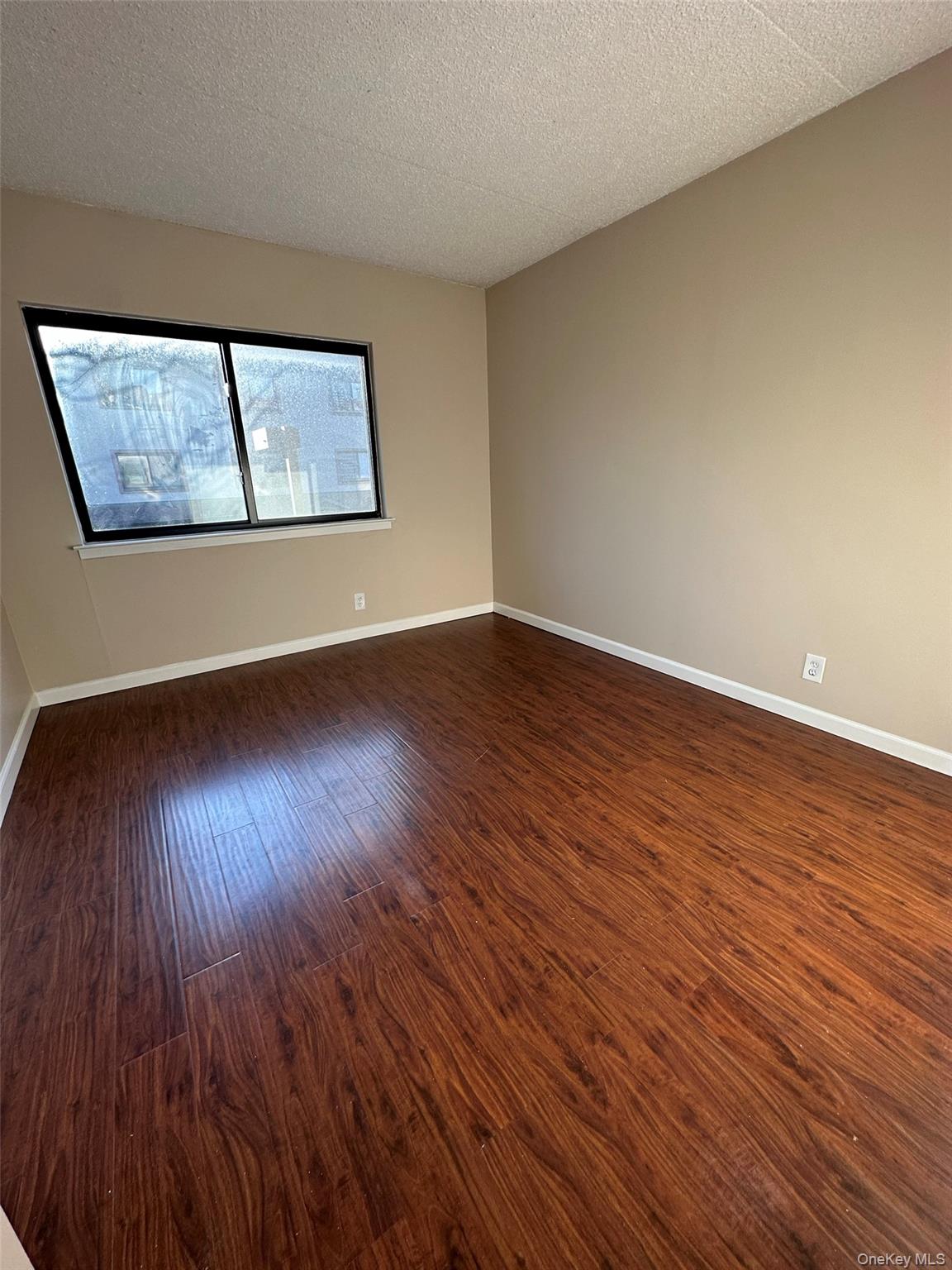 5-46 115th Street # Apt#D, College Point, NY 11356