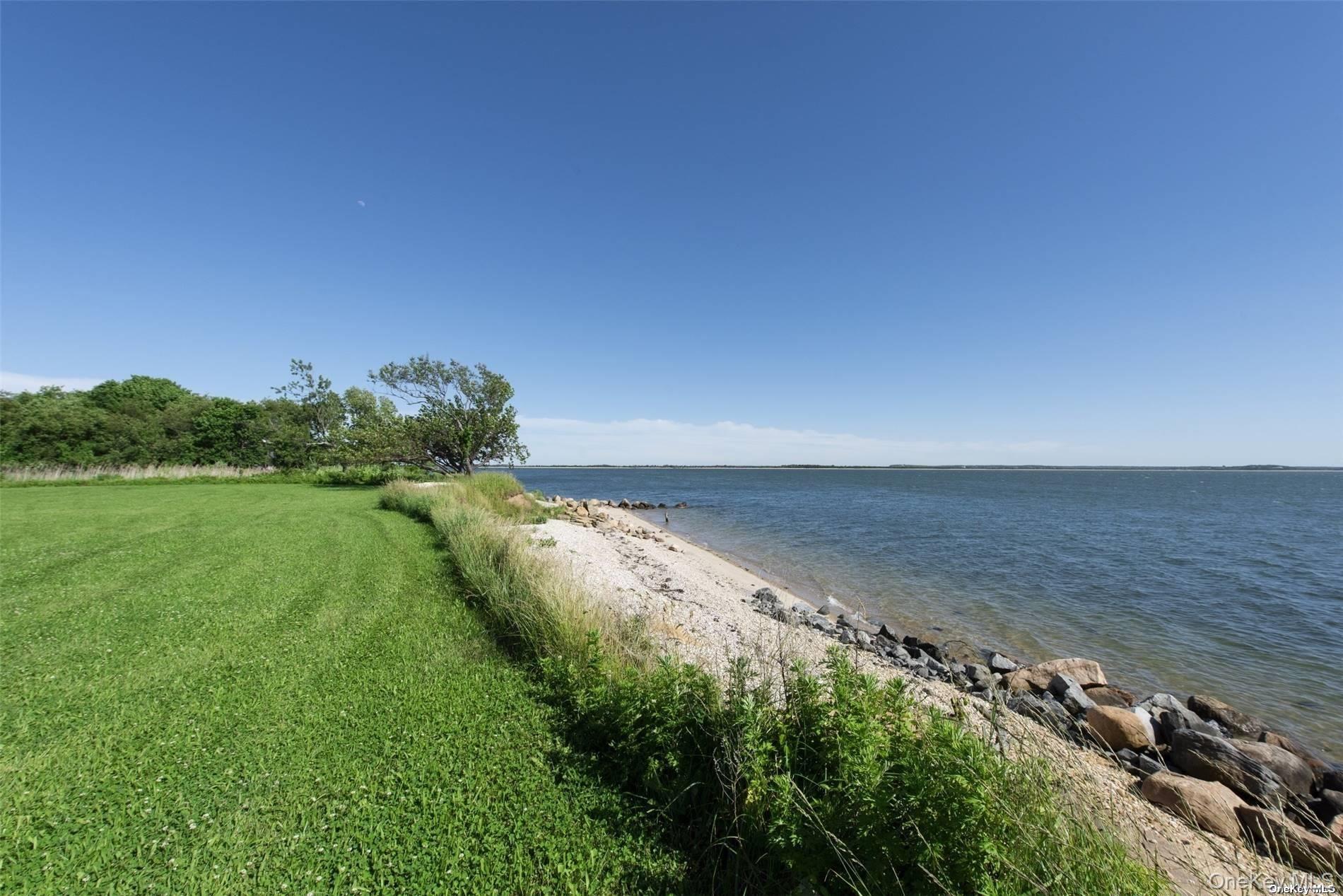 1050 King Street, Orient, NY 11957