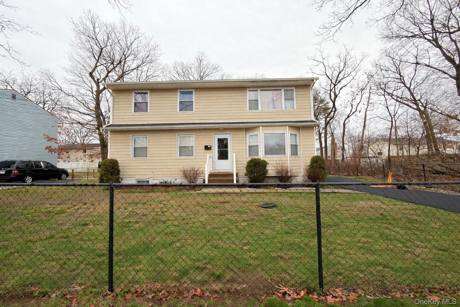 35 N 16th Street # First Fl & Basement, Wheatley Heights, NY 11798