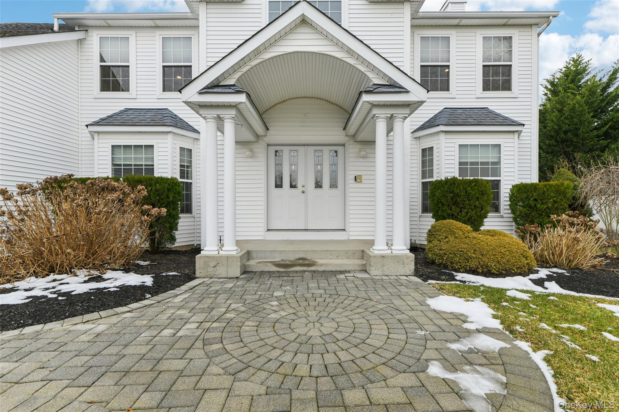 39 Island Trail, Mount Sinai, NY 11766