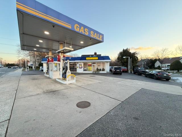 2 Front Street, Hempstead, NY 11550