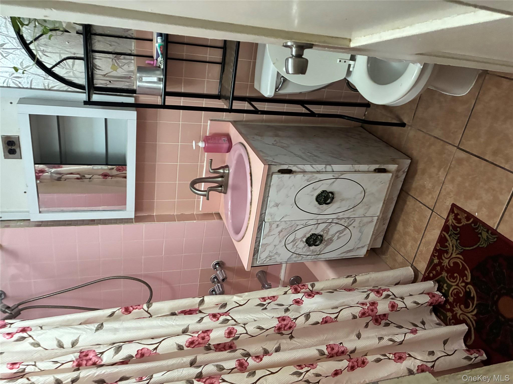 8918 182nd Place, Hollis, NY 11423