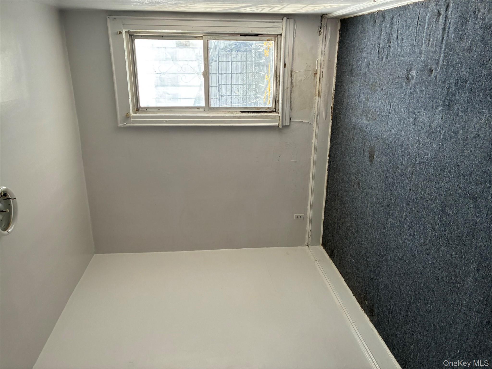 8918 182nd Place, Hollis, NY 11423