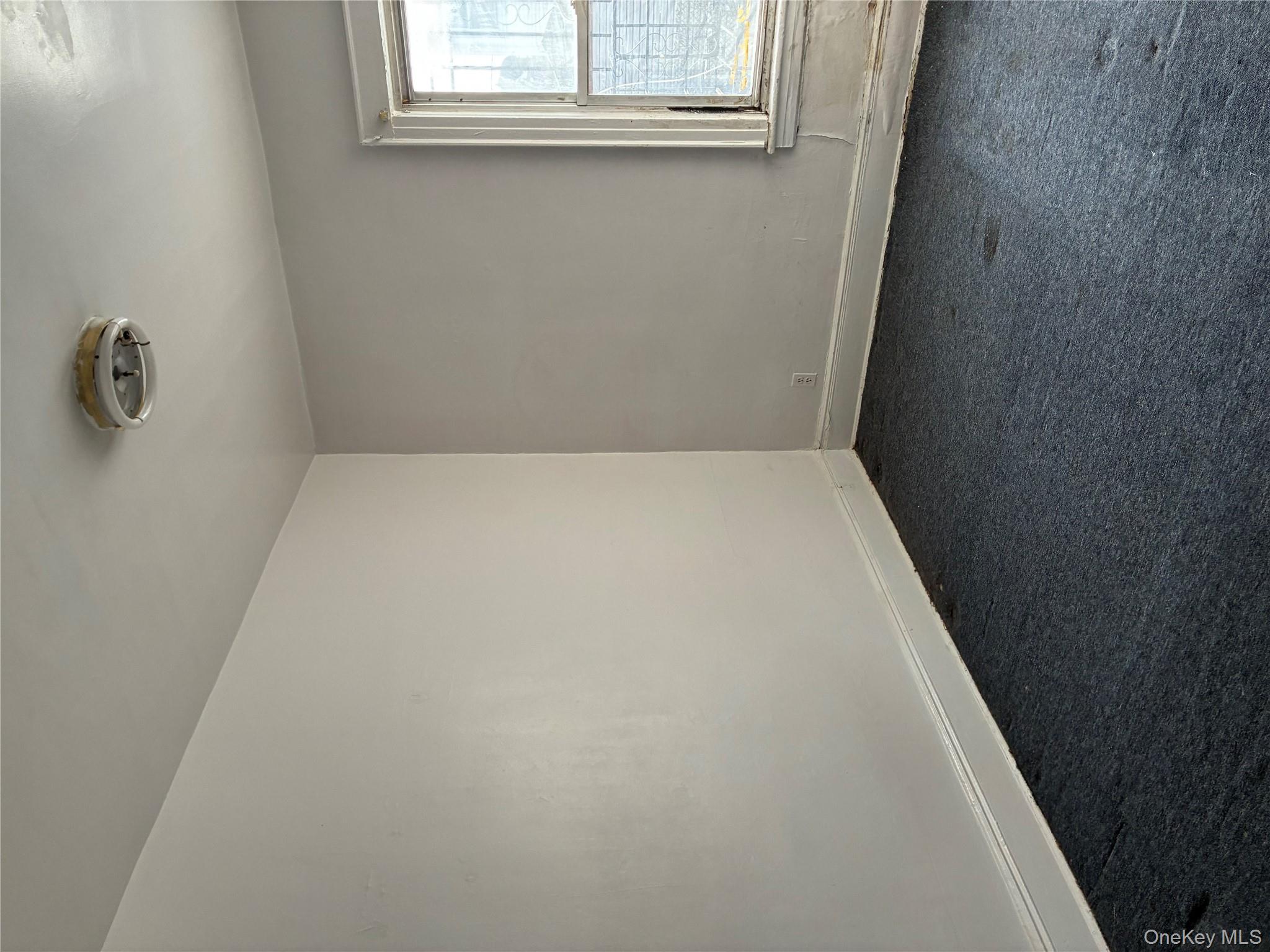 8918 182nd Place, Hollis, NY 11423