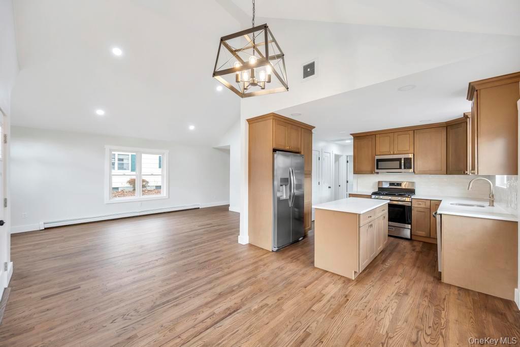 160 Oak Street, Mattituck, NY 11952