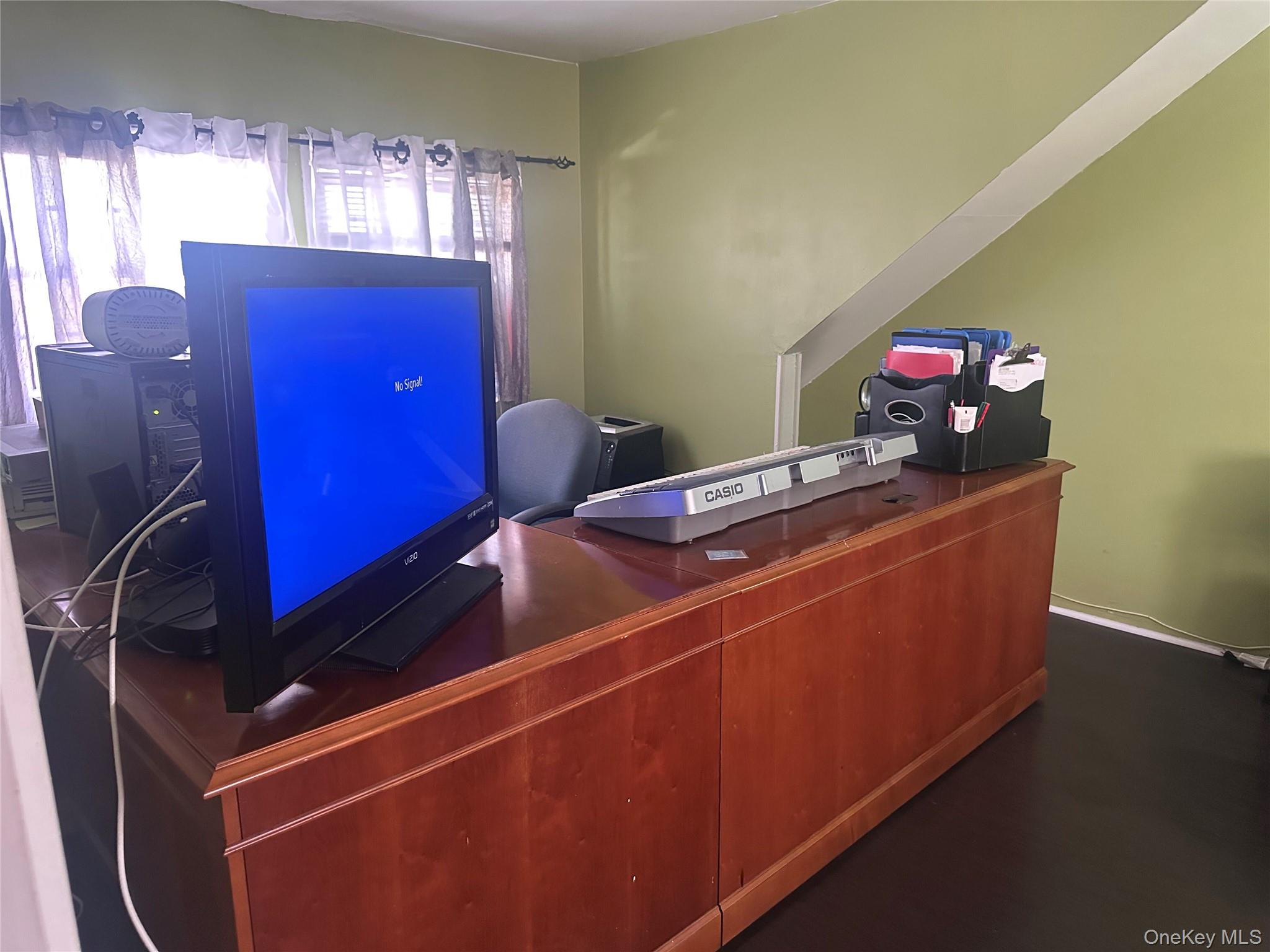 753 Wyngate Drive W, Hempstead, NY 11580