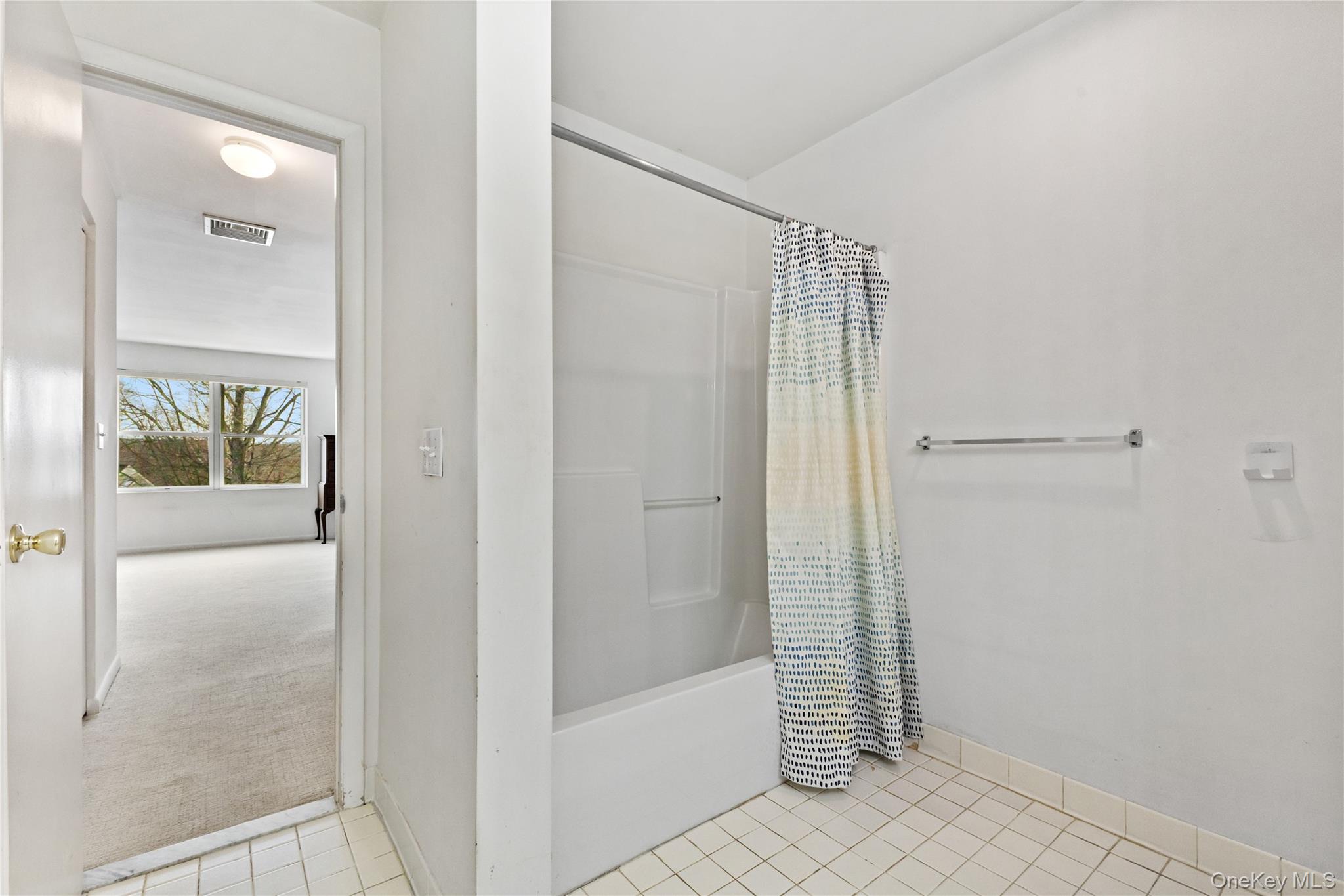 10 Guilford Circle, Goldens Bridge, NY 10526