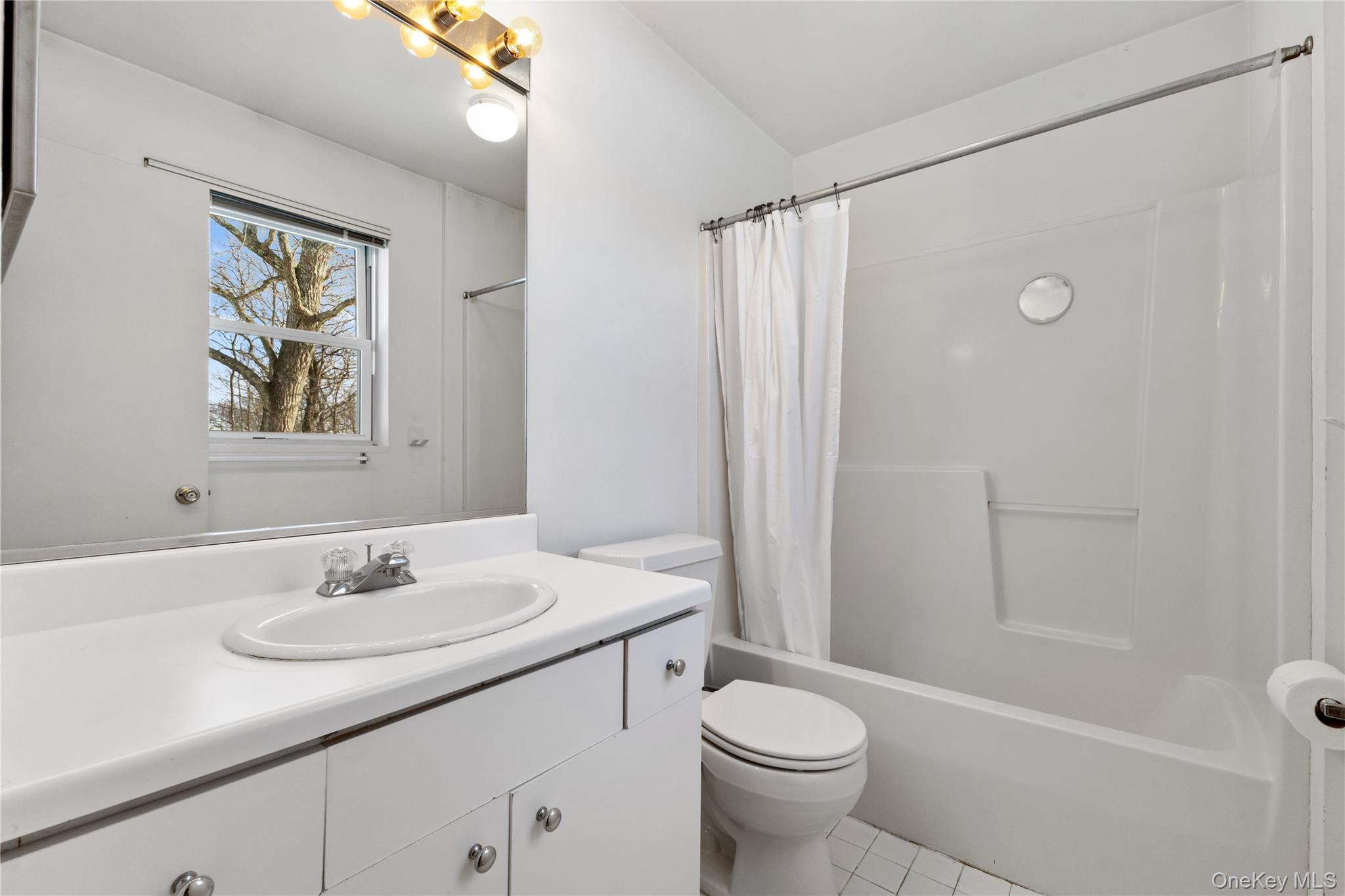 10 Guilford Circle, Goldens Bridge, NY 10526