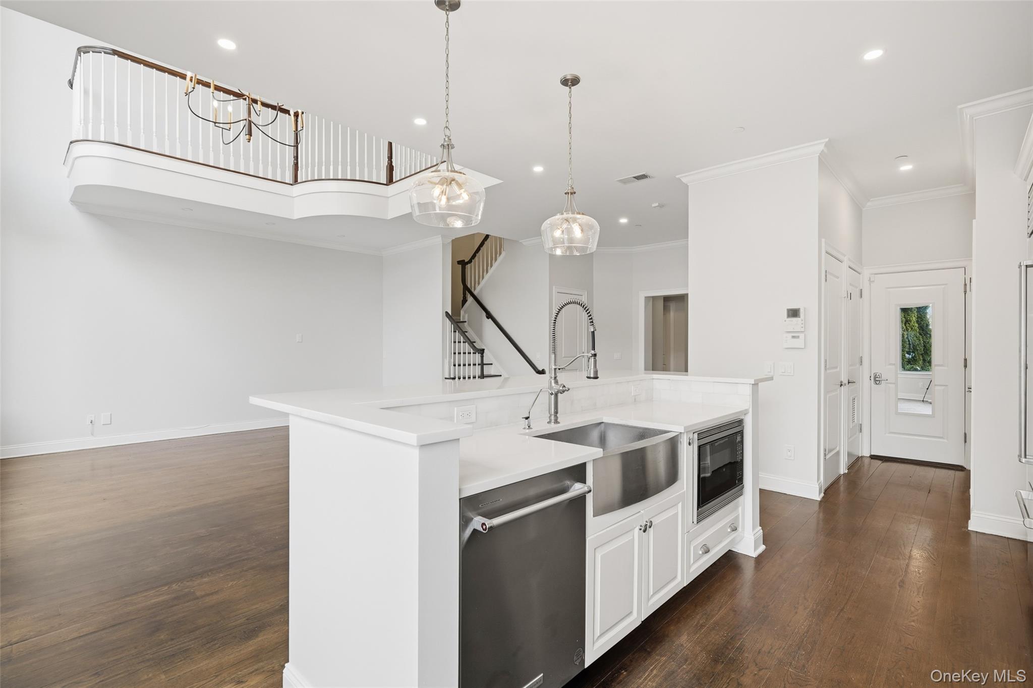 21 Rivers Edge Drive, Tarrytown, NY 10591