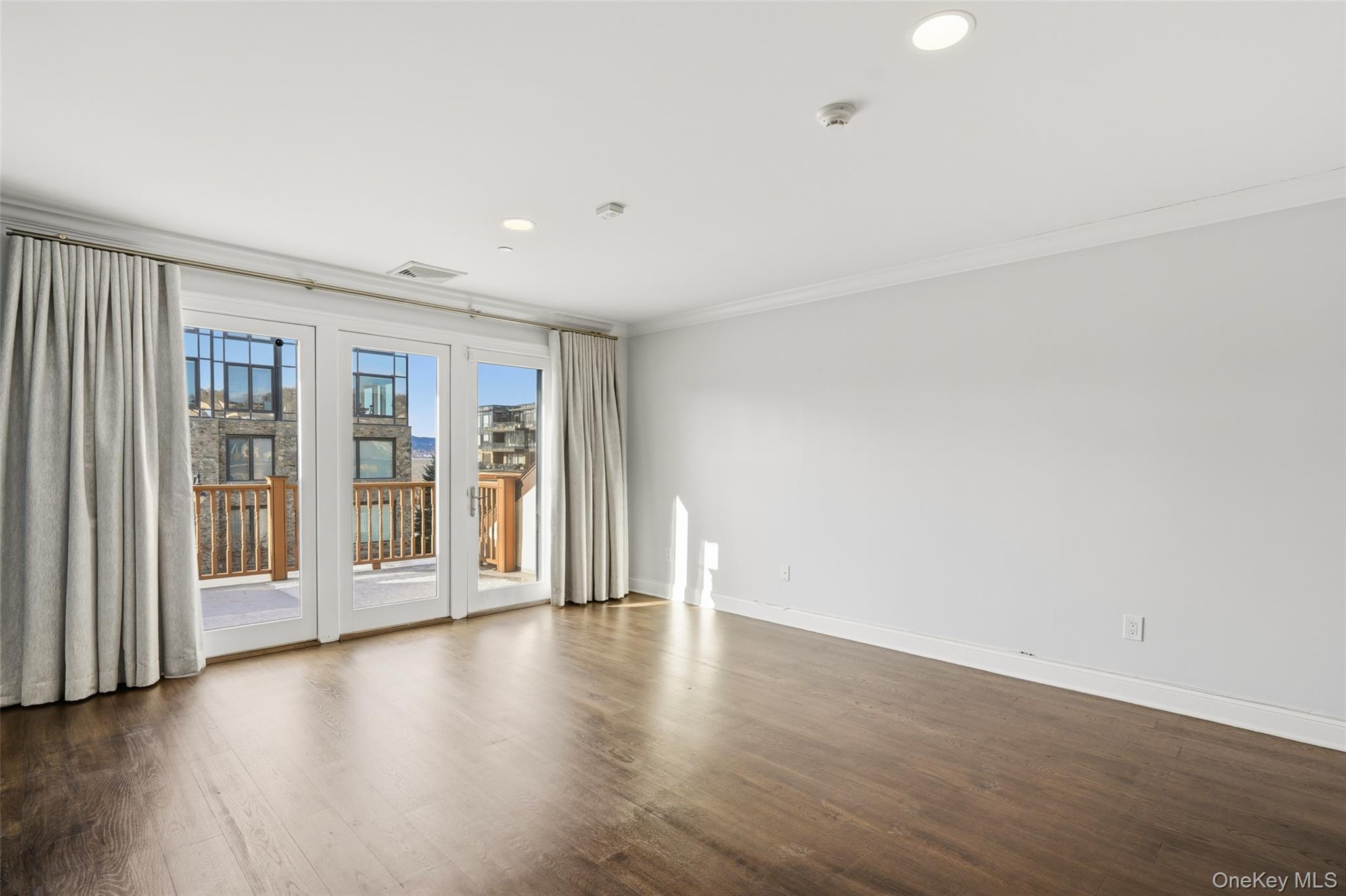 21 Rivers Edge Drive, Tarrytown, NY 10591