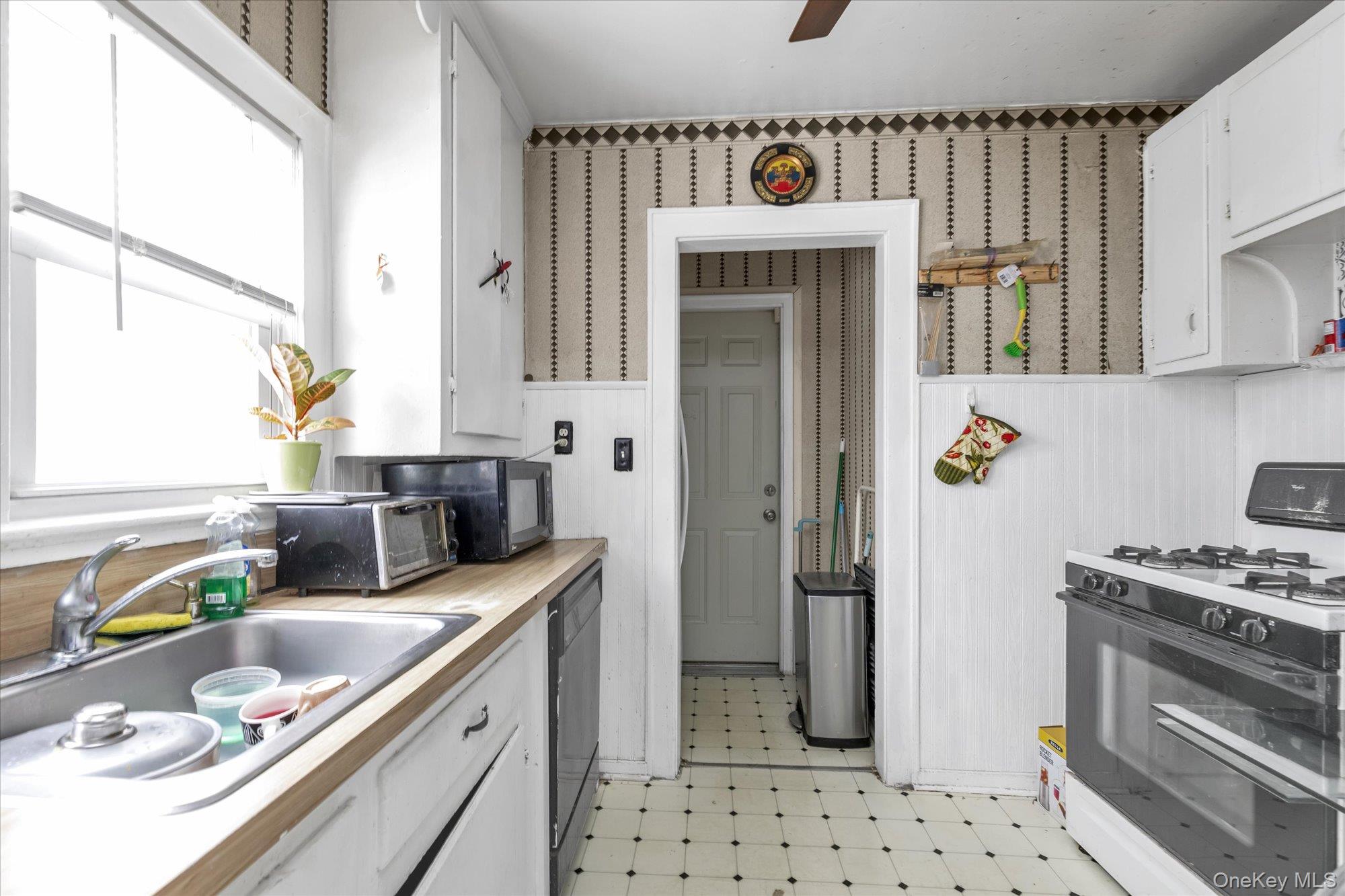 136 Butler Boulevard, Elmont, NY 11003