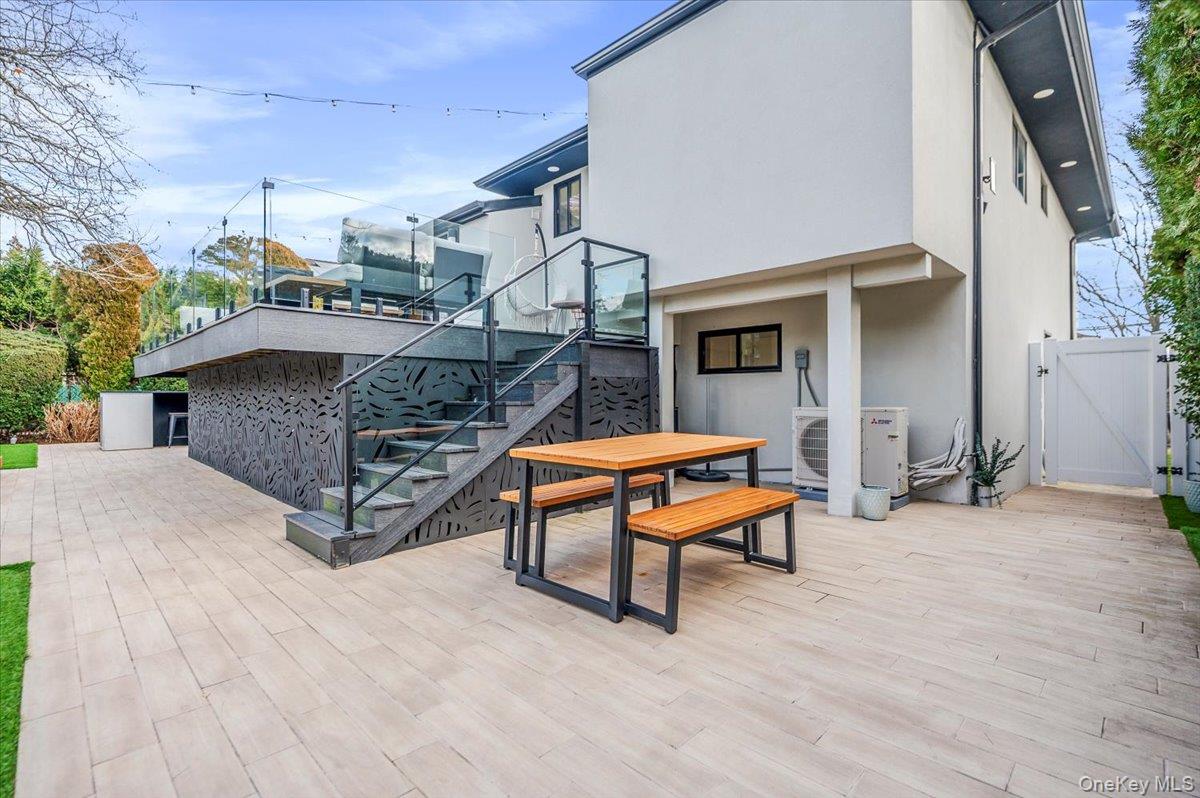 957 Cherrywood Drive, Baldwin, NY 11510