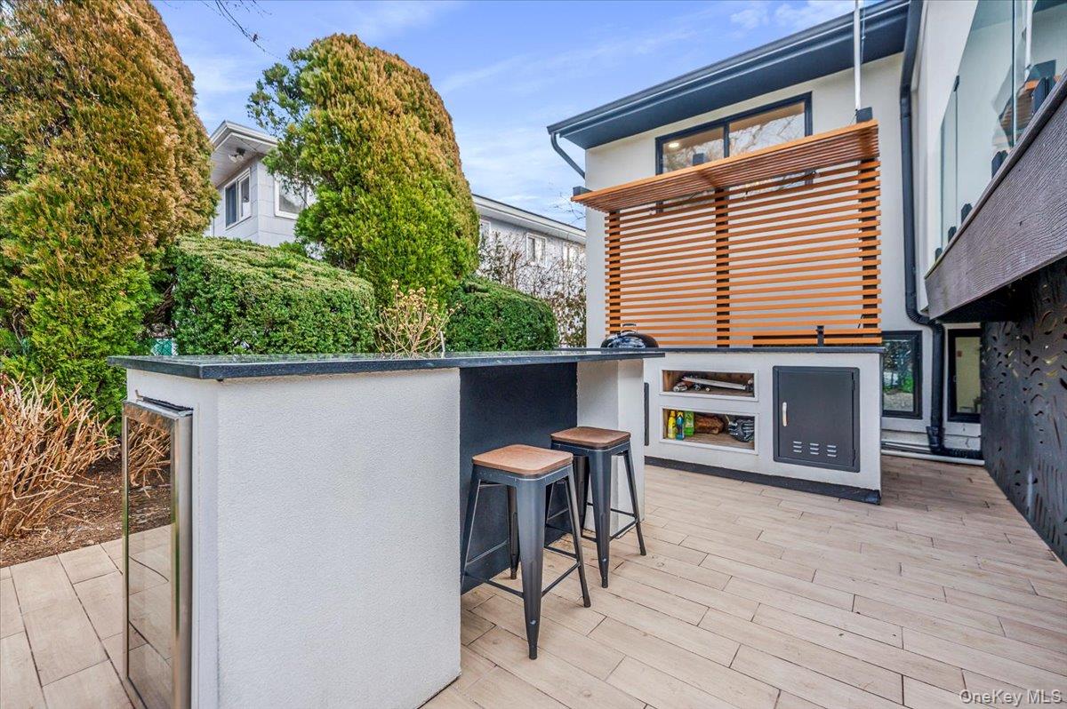 957 Cherrywood Drive, Baldwin, NY 11510