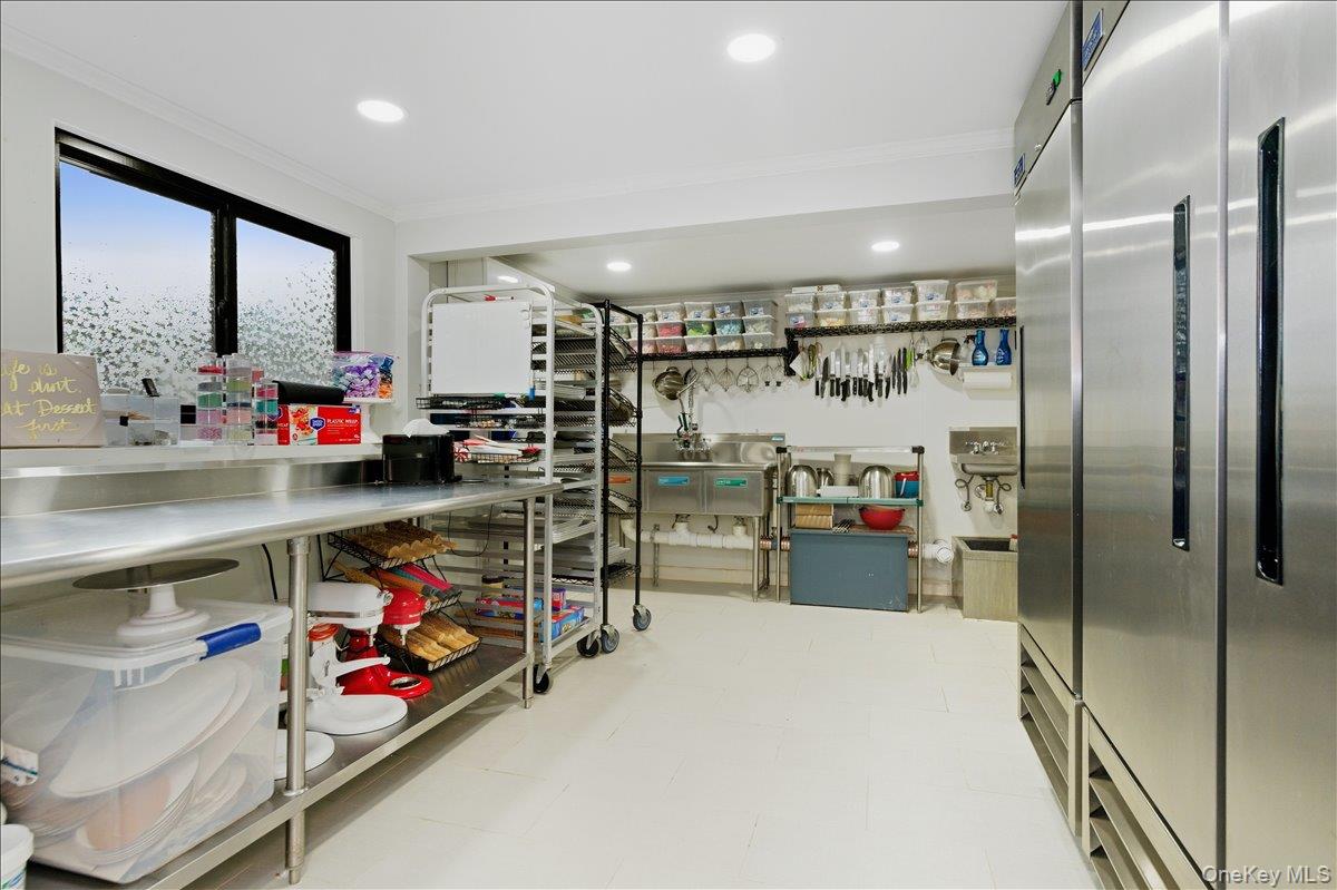 957 Cherrywood Drive, Baldwin, NY 11510